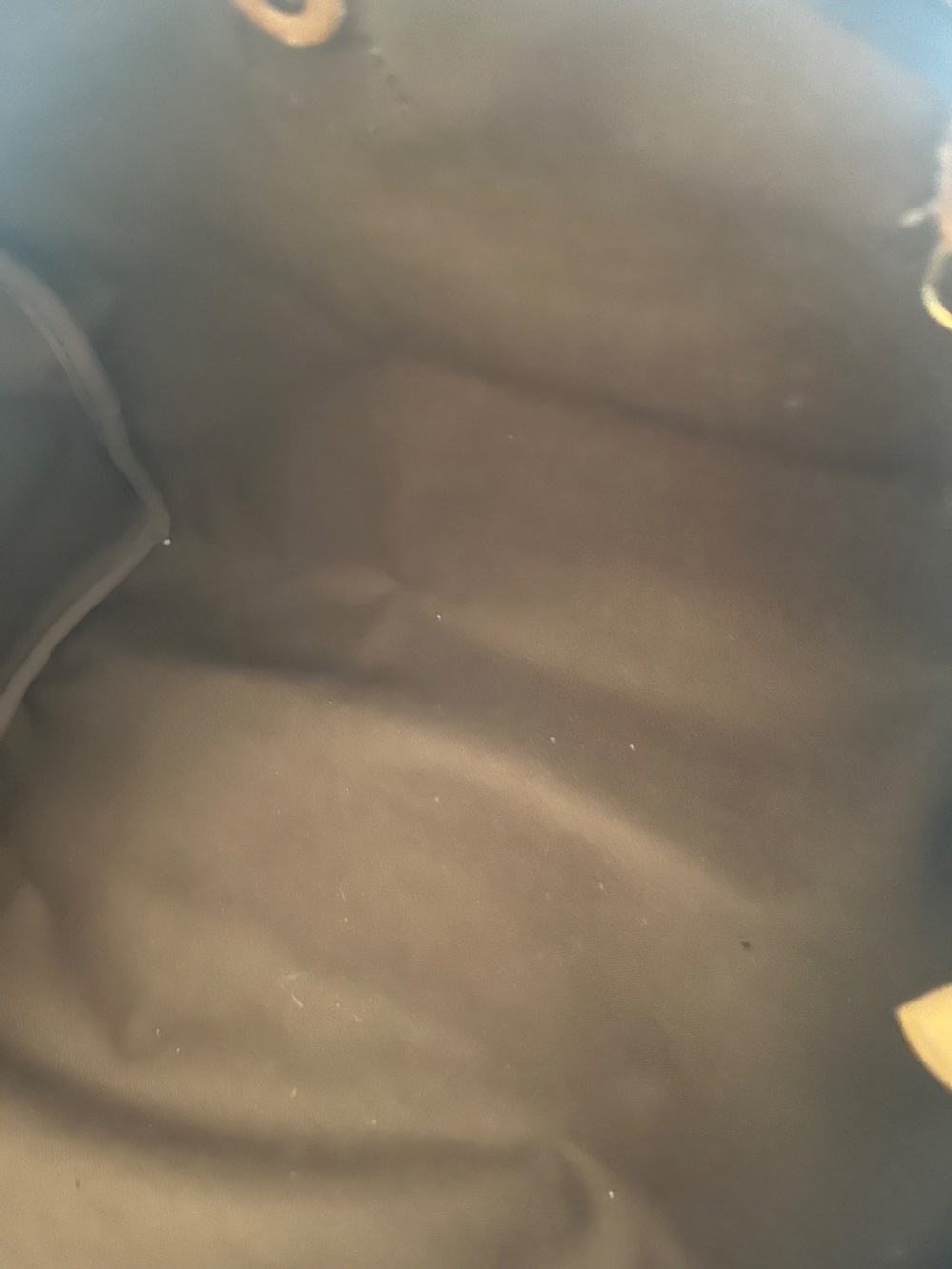 LV Speedy 40 - Picture 9 of 10